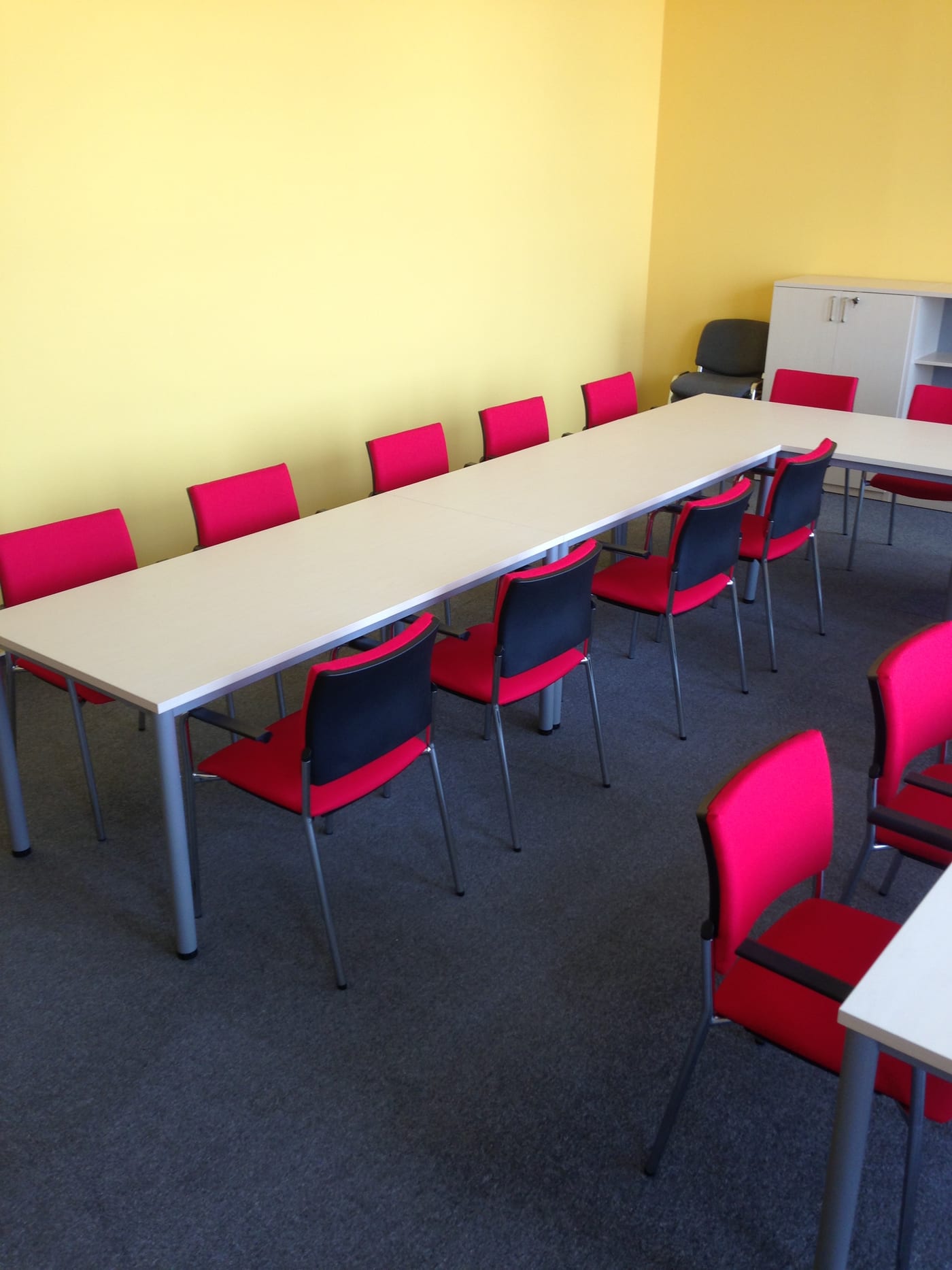 Rokovacie stoly EASY SPACE — model